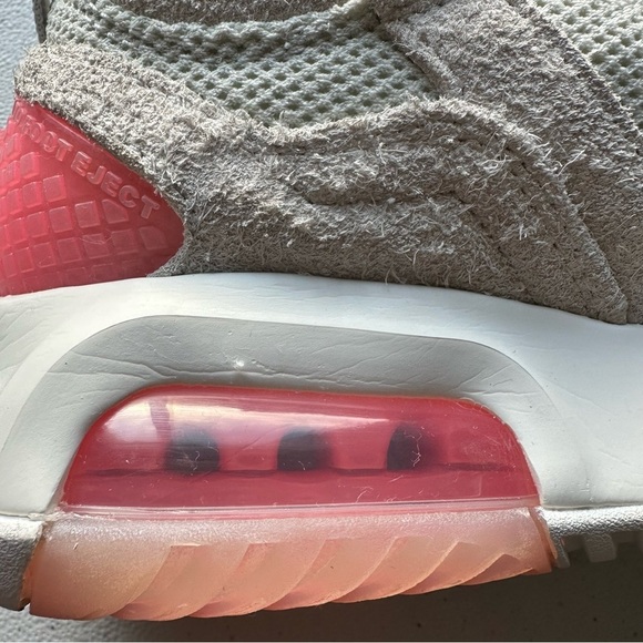 Jordan ma2 bone suede woman’s sneakers - Picture 14 of 15